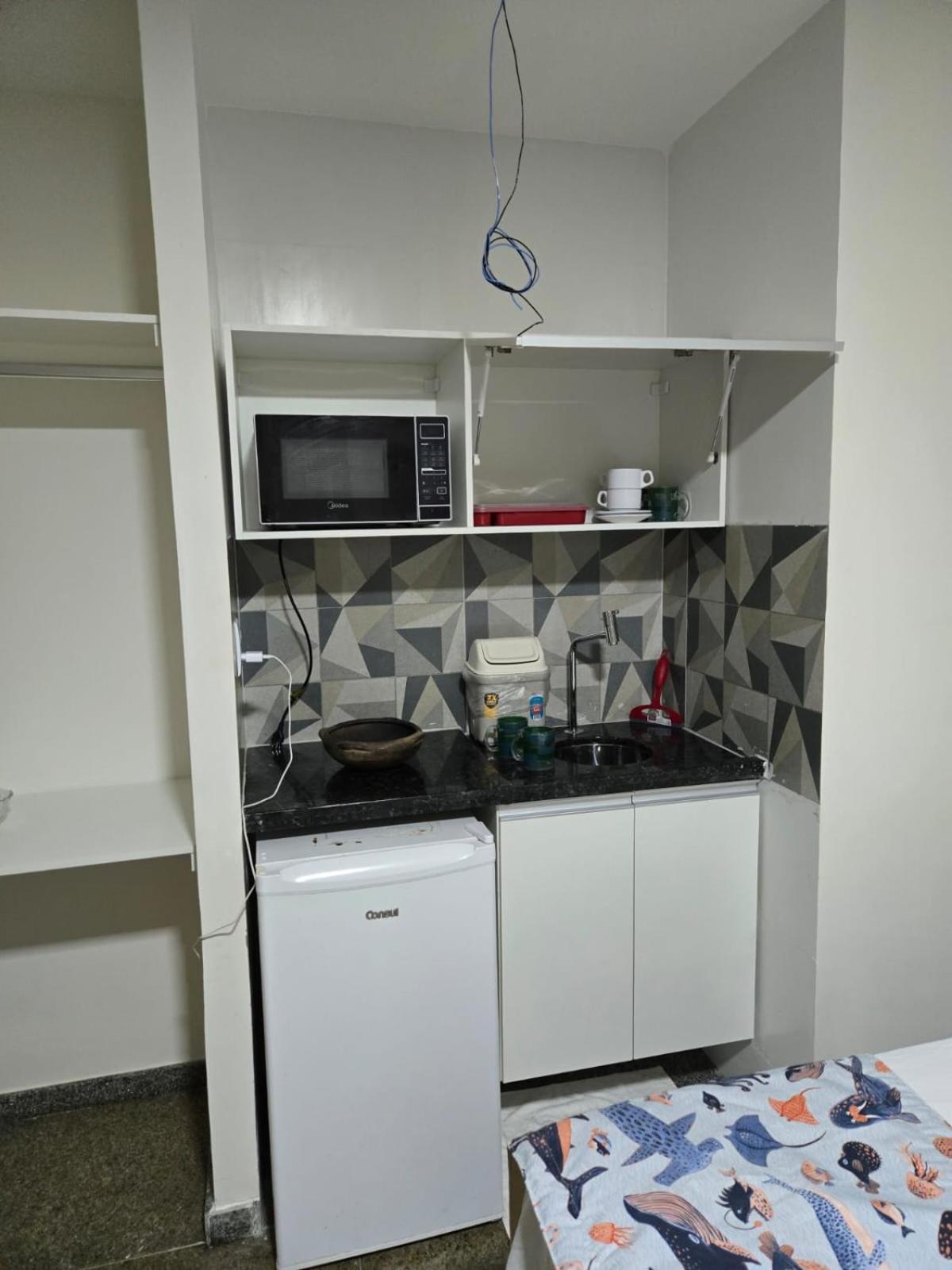 SEGUNDA CASA - Seu cantinho em Guarapari, 1 minuto a pé da Praia do Morro! Suítes confortáveis e modernas - Para casal ou para grupos de até 5 pessoas Exterior foto